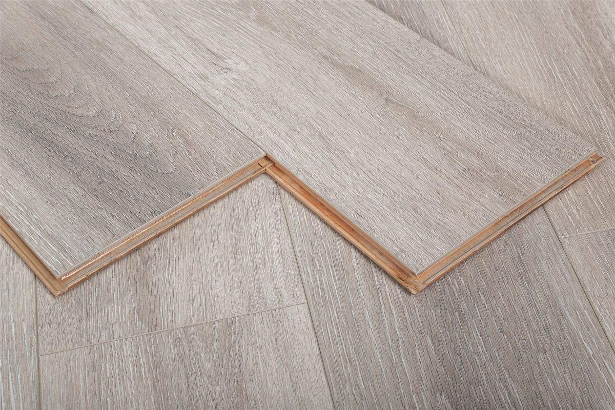 孤標(biāo)峻節(jié)